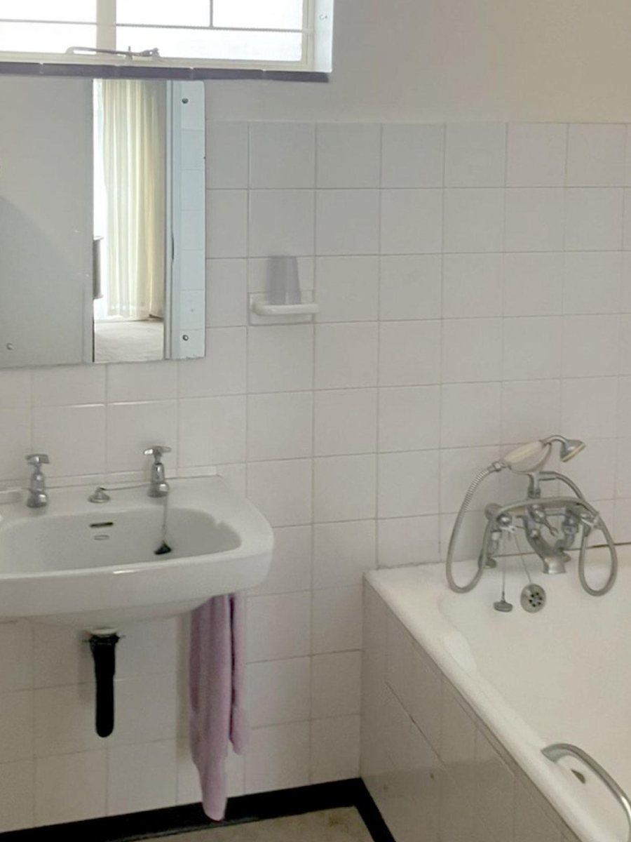 4 Bedroom Property for Sale in Kabega Park Eastern Cape